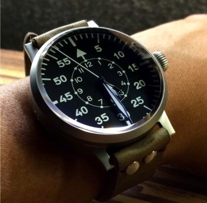 av001 type b pilot watch